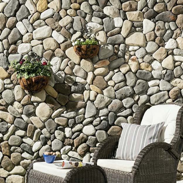 62000 Series of small pebbles